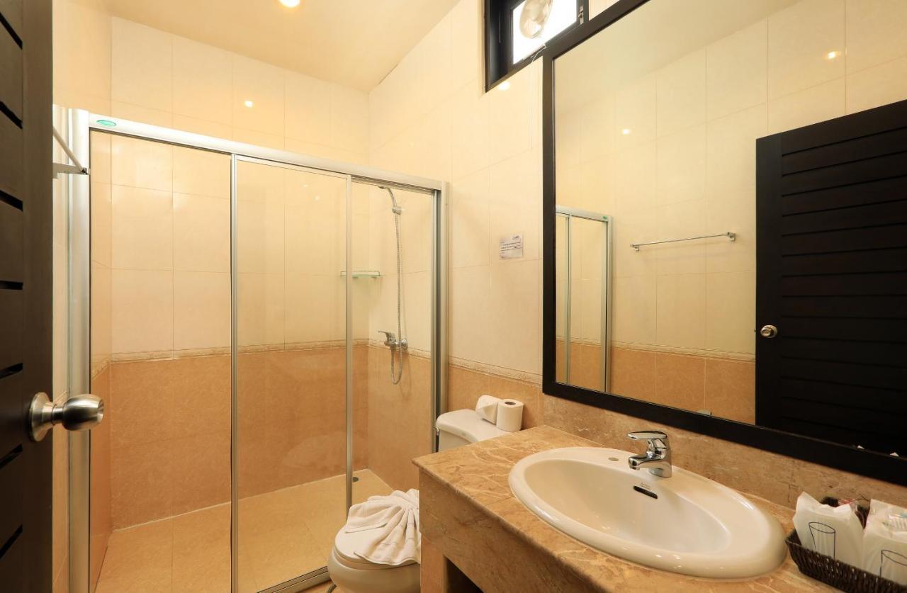 Rawai Grand House -Sha Plus Экстерьер фото