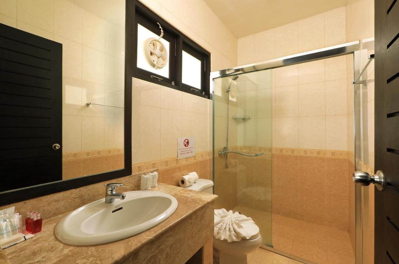 Rawai Grand House -Sha Plus Экстерьер фото