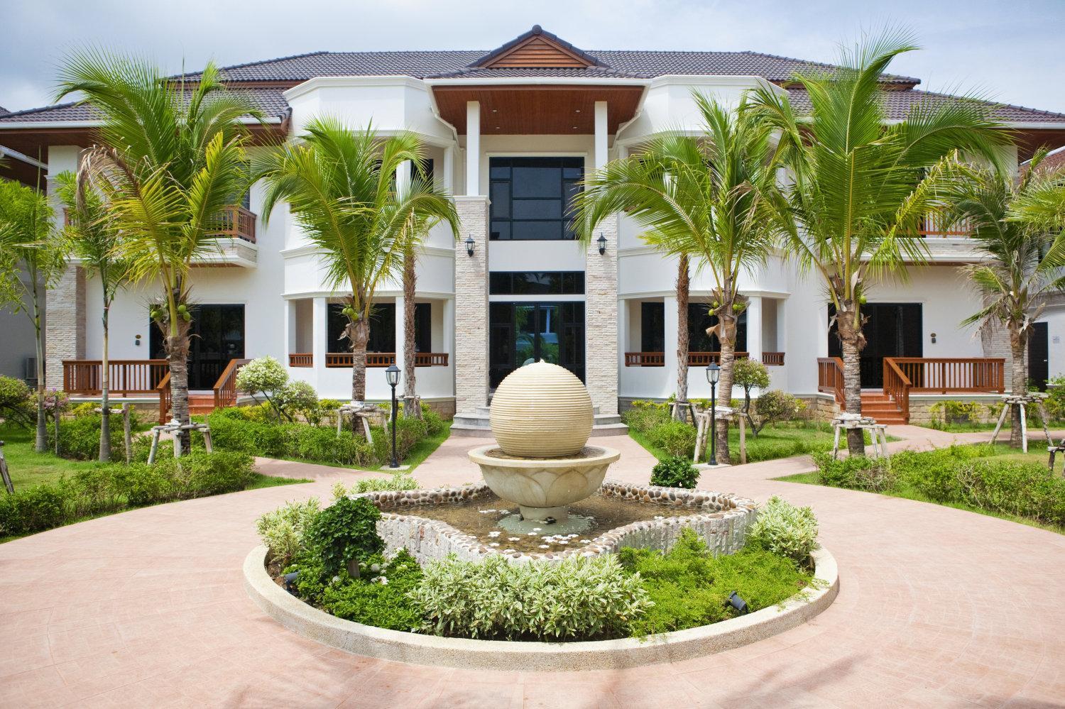 Rawai Grand House -Sha Plus Экстерьер фото