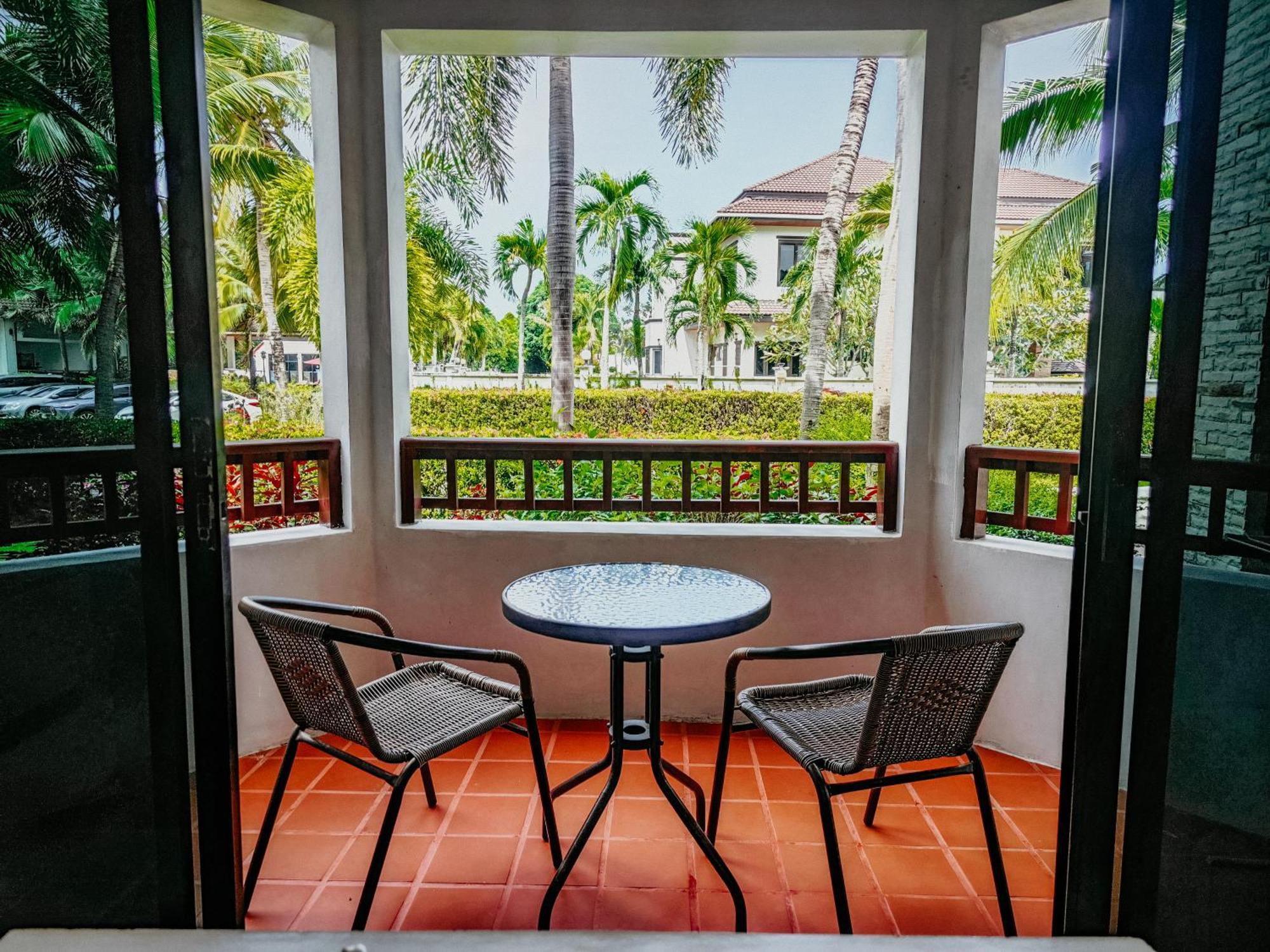 Rawai Grand House -Sha Plus Экстерьер фото