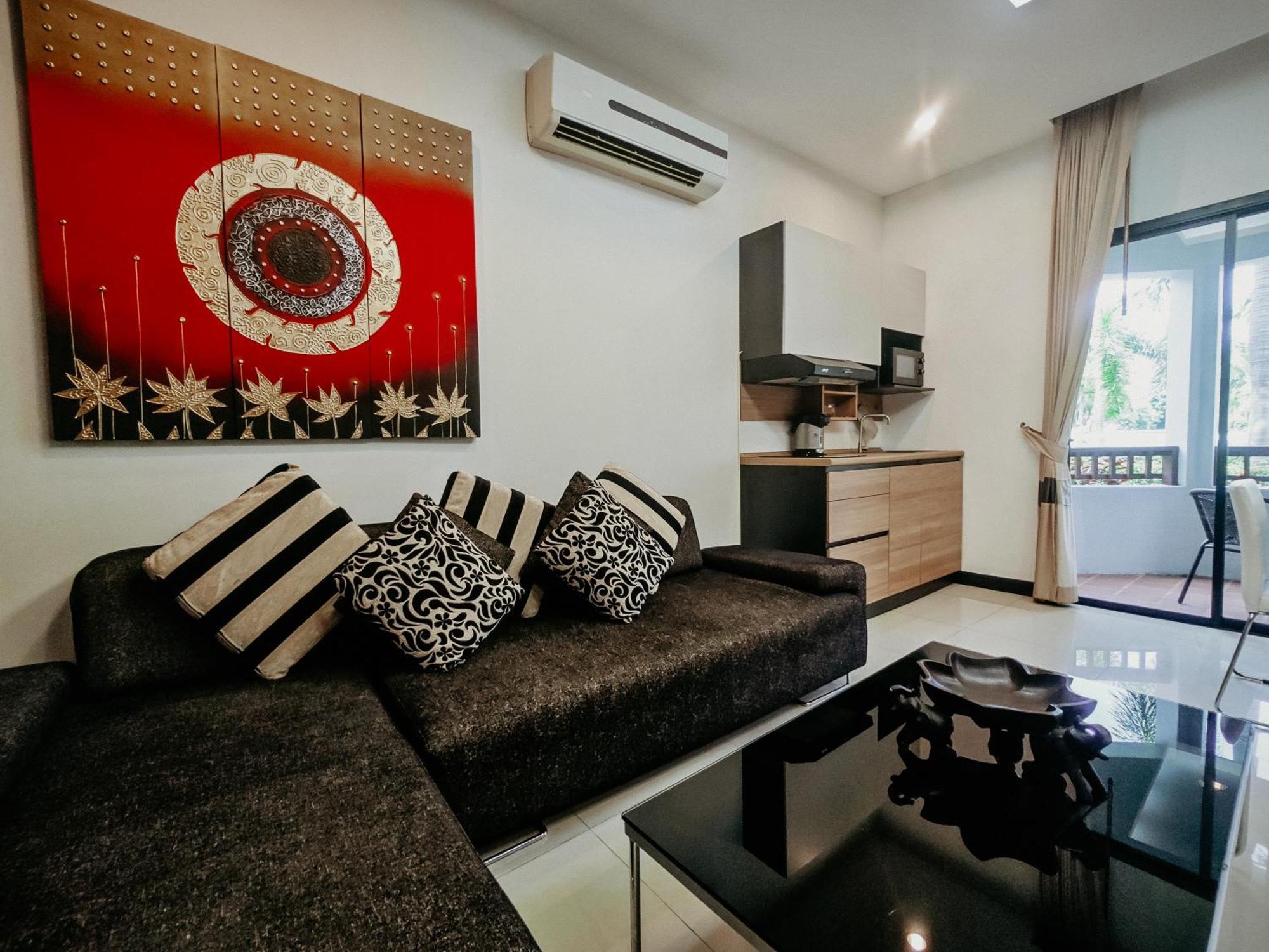 Rawai Grand House -Sha Plus Экстерьер фото