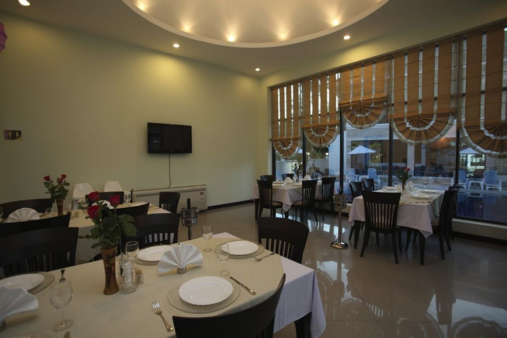 Rawai Grand House -Sha Plus Экстерьер фото